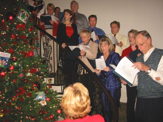 VCC Singing Holiday Carols at Cheekwood Mansion